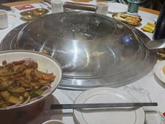 -冰城焰会大丰收铁锅炖(萝岗万达金街店)