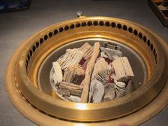 -铭牛烧肉·和牛海鲜自助(高新月牙湖店)