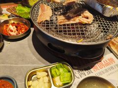 -草家酱蟹炭火烤肉店(珲春南路一店)