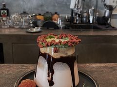 花环-BE NORMAL CAFE(霞溪路店)