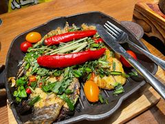 -云海肴·汽锅鸡·云南菜(天山百盛优客店)