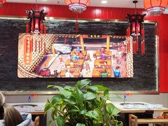 -鲁员外地锅鸡地锅鱼(龙湖江东天街店)