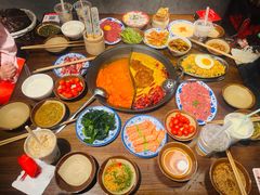 -萍姐火锅·公路夜市(武汉首店)