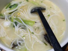 传统过桥米线之秀才米线-茶花妹子云南餐厅(北大店)