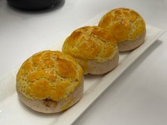 酥皮叉烧包-白天鹅宾馆-宏图府餐厅