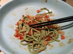 -味绝西面