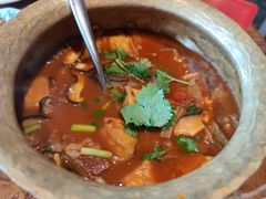 牛杂石屏豆腐煲-中8楼风尚云南菜(颐堤港店)
