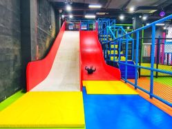 -蹦贝运动中心·蹦床·攀岩·闯关(龙岗店)