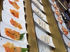 -圣罗巴甄选自助(麦凯乐店)