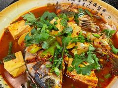 酸辣豆腐鱼-海韵人家.海景花园经典云南菜(双廊店)