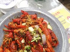 邵伯特色蒜泥龙虾-独一道·大别山土菜烧烤(雨花西路店)