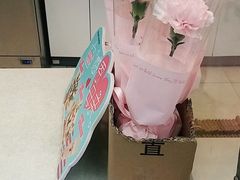 -全家便利店(江湾镇站店)