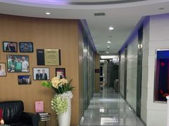 -雅悦齿科(顾村公园店)