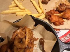 -必胜客(世纪港湾店)