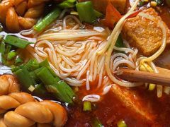 -铁锅哥米线
