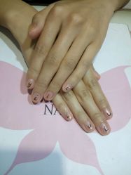 -莉娜美睫·穿戴甲