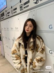 -时尚殿堂明星门店