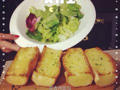 蒜香烤面包-BONAZZA 意大利餐厅
