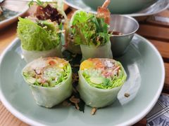 牛油果软壳蟹米纸卷-CHINCHIN 青青·泰国料理(万象食家店)
