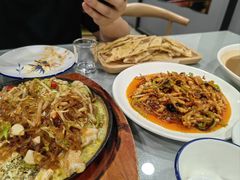 铁板包菜粉丝-听涛雅苑百味饺子老家菜馆