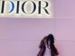 -Dior迪奥(上海世茂广场店)