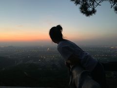 -鬼笑石后山停车场