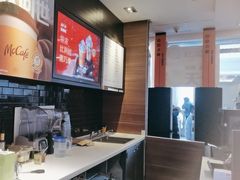 -麦当劳(汉口火车站候车室店)