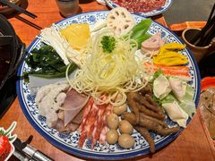 -周小明火锅(黑金冠社区店)