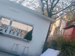 -HUGS coffee(东区店)
