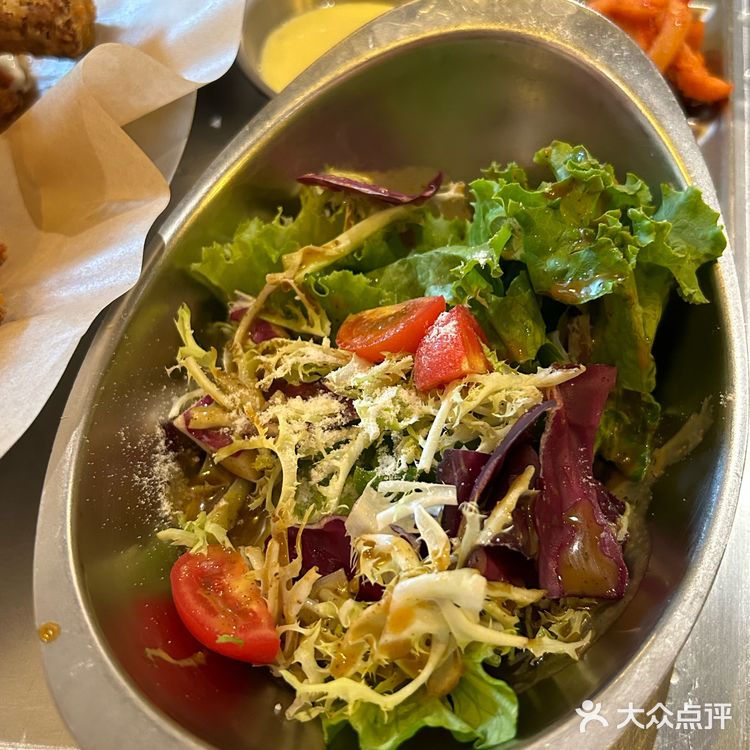 韩式炸猪蹄！！个人觉得无法超越。。。