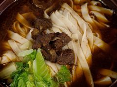-霸蛮湖南菜·牛肉粉(荣京西街店)