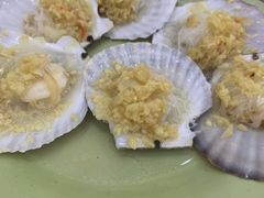 蒜蓉粉丝蒸大元贝-贞姨美食·老字号海鲜大排档
