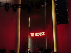 -TZ House音乐现场(来福士中心店)