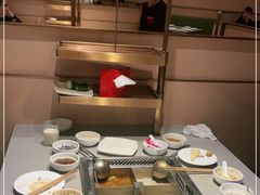 -海底捞火锅(新松江路店)