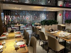 大堂-四季民福烤鸭店(西单华威约饭街店)