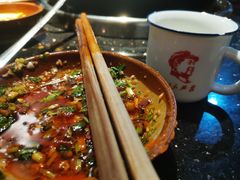 青年火锅头号种子锅底-周幺妹重庆老火锅(银泰城总店)