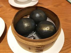 黑金流沙包-粤域茶餐厅