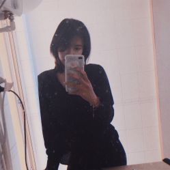 -FRIDAY星期五专业美发沙龙