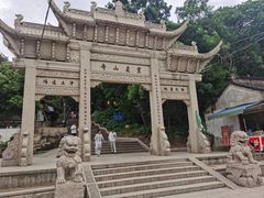 -灵岩山风景区