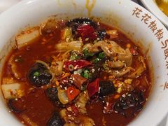 -渝是乎酸菜鱼(龙旗购物中心店)