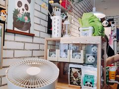 -熊猫一间店欧式奶茶铺