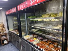 自助取餐区-四川老牛麻辣烫(北门桥店)