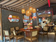 -魏铭鱼头捞饭(晋阳路店)