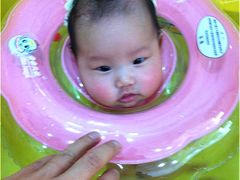 -亲亲天使婴儿游泳馆(堡镇店)