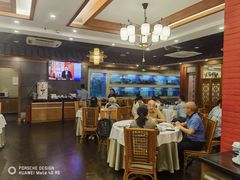 -围龙屋客家食府(福田店)