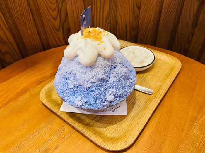 幸会冰菓通过大众点评邂逅的一家甜品店再次让我体验到了惊艳的感觉这