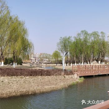 天气不错出来走走，长阳公园第一次来