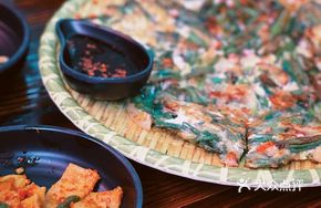 Seafood Scallion Pancake