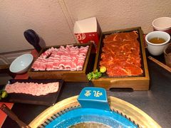吼堂空运8秒牛肉-吼堂老火锅(万寿宫店)