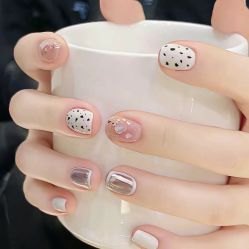 -斯馨·健康美甲美睫